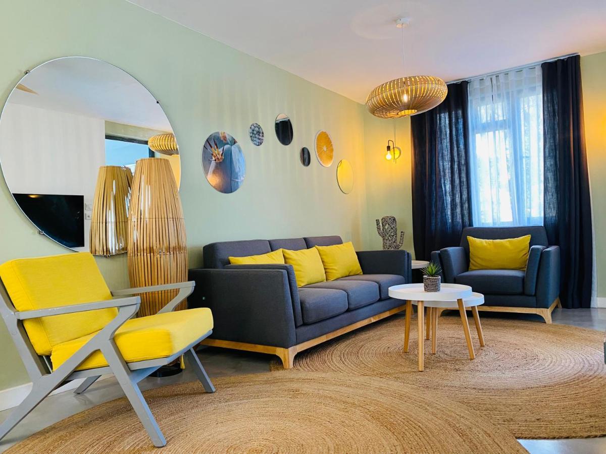 Sweet Beach Apt-Pool, Terrace, Ground Floor, Few Steps From Beach! Flic en Flac Экстерьер фото